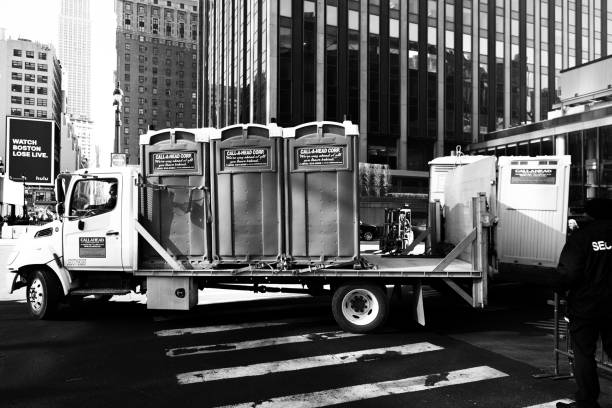Best Best portable toilet rental  in Grinnell, IA